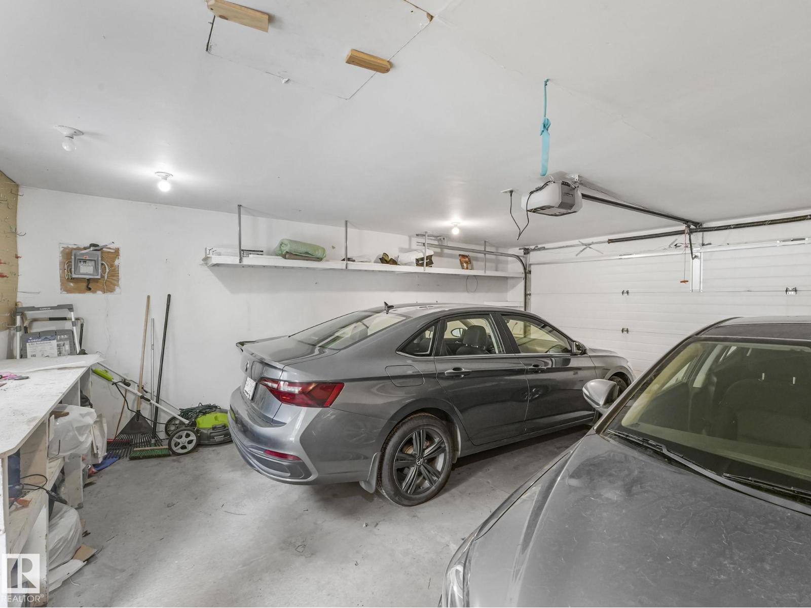 17 SUMMERTON LD, Sherwood Park