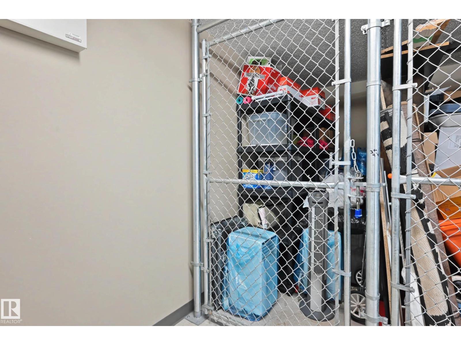 #210 2204 44 AV NW, Edmonton