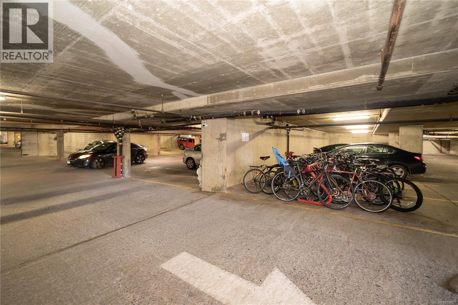 312 1655 Begbie St, Victoria