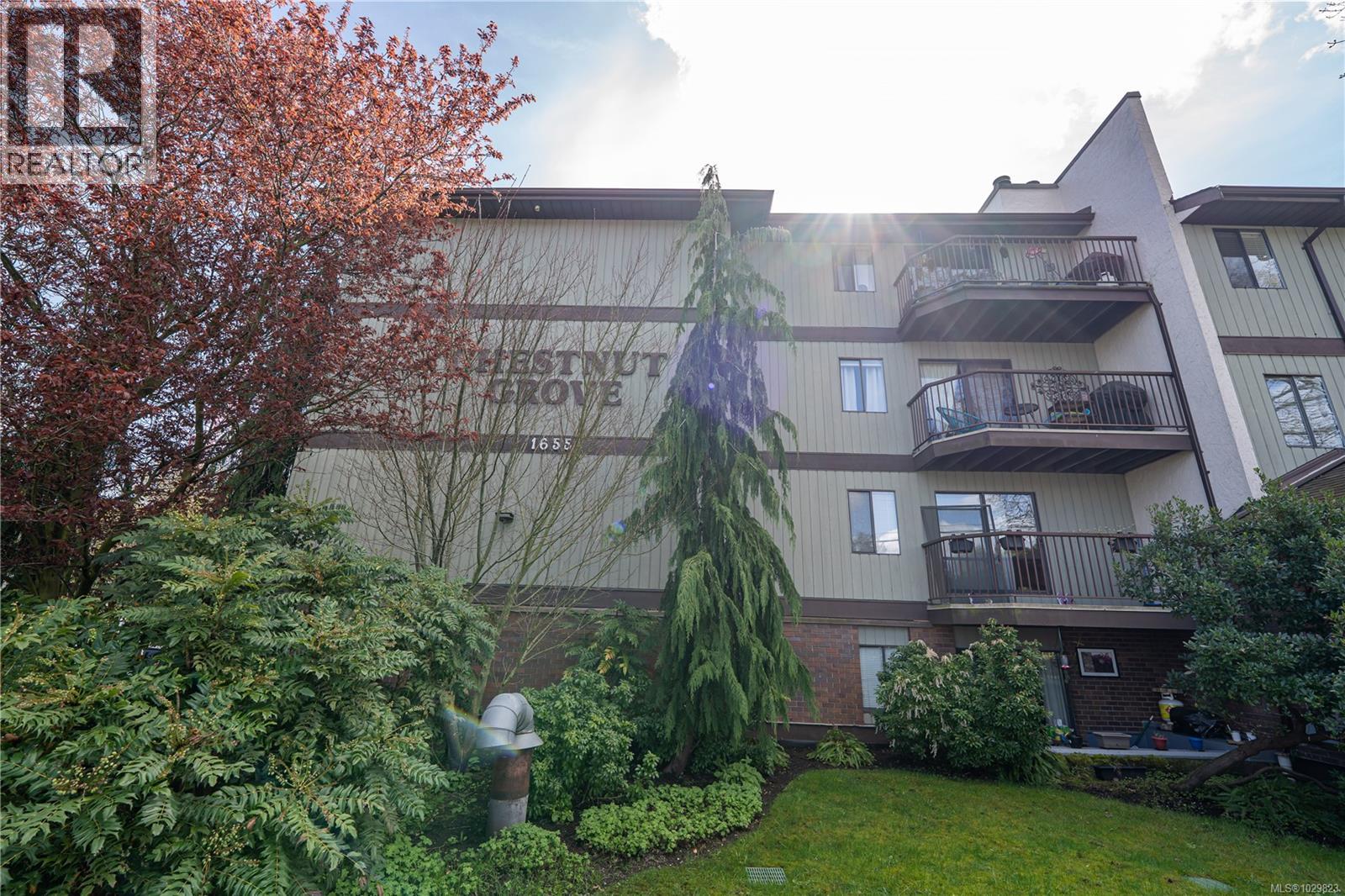 312 1655 Begbie St, Victoria