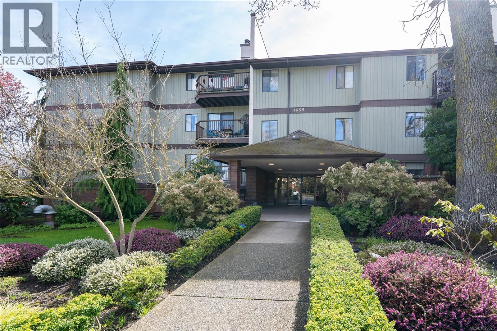 312 1655 Begbie St, Victoria