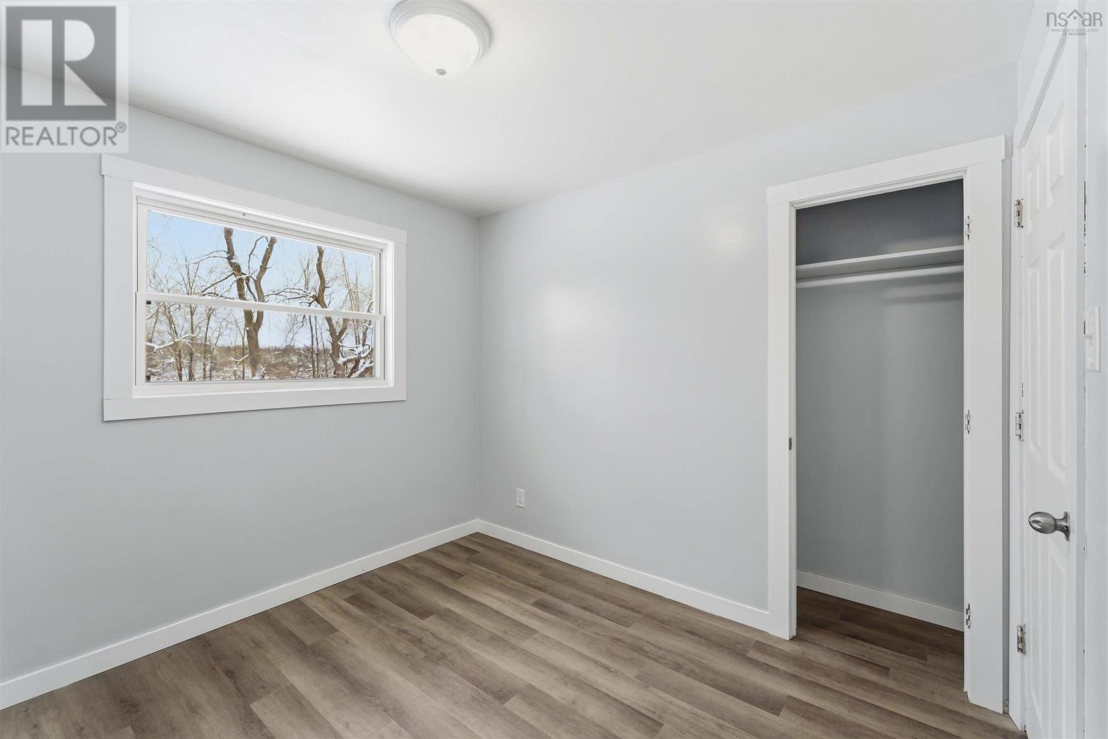 395 COLLEGE ROAD - 14