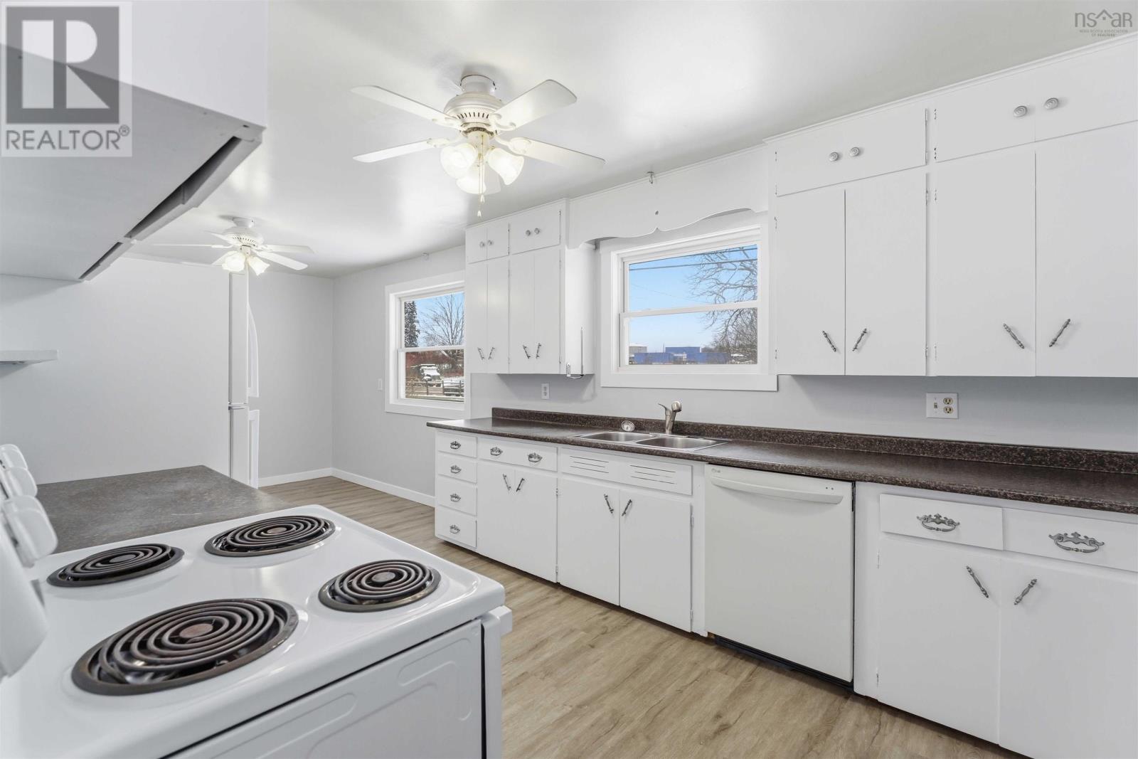 395 COLLEGE ROAD - 5