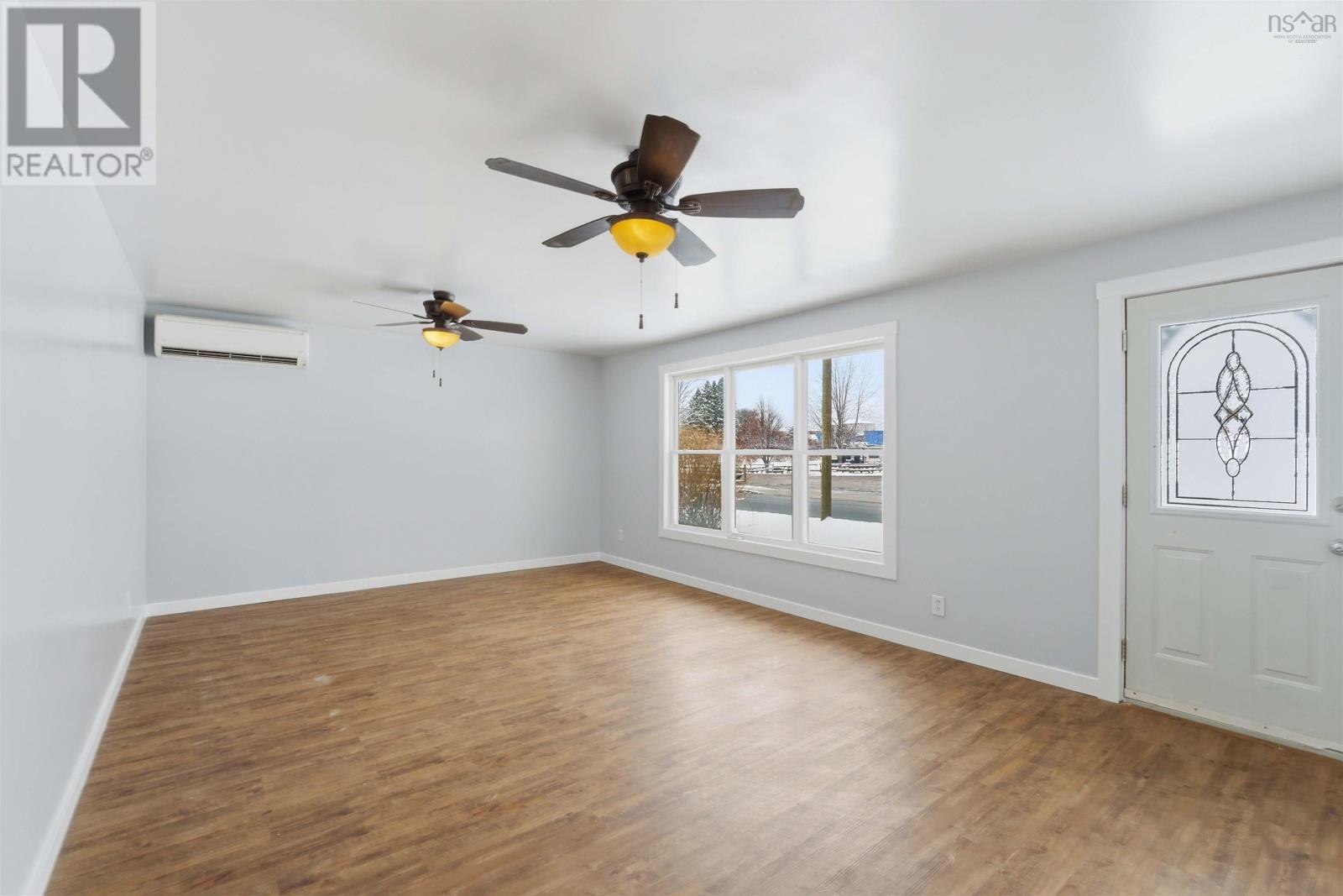 395 COLLEGE ROAD - Image 3