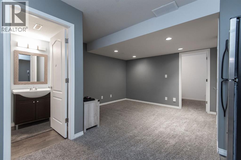 12 Rafferty Court, Sylvan Lake