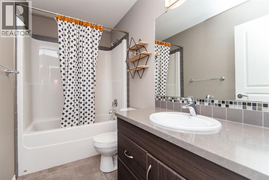 12 Rafferty Court, Sylvan Lake