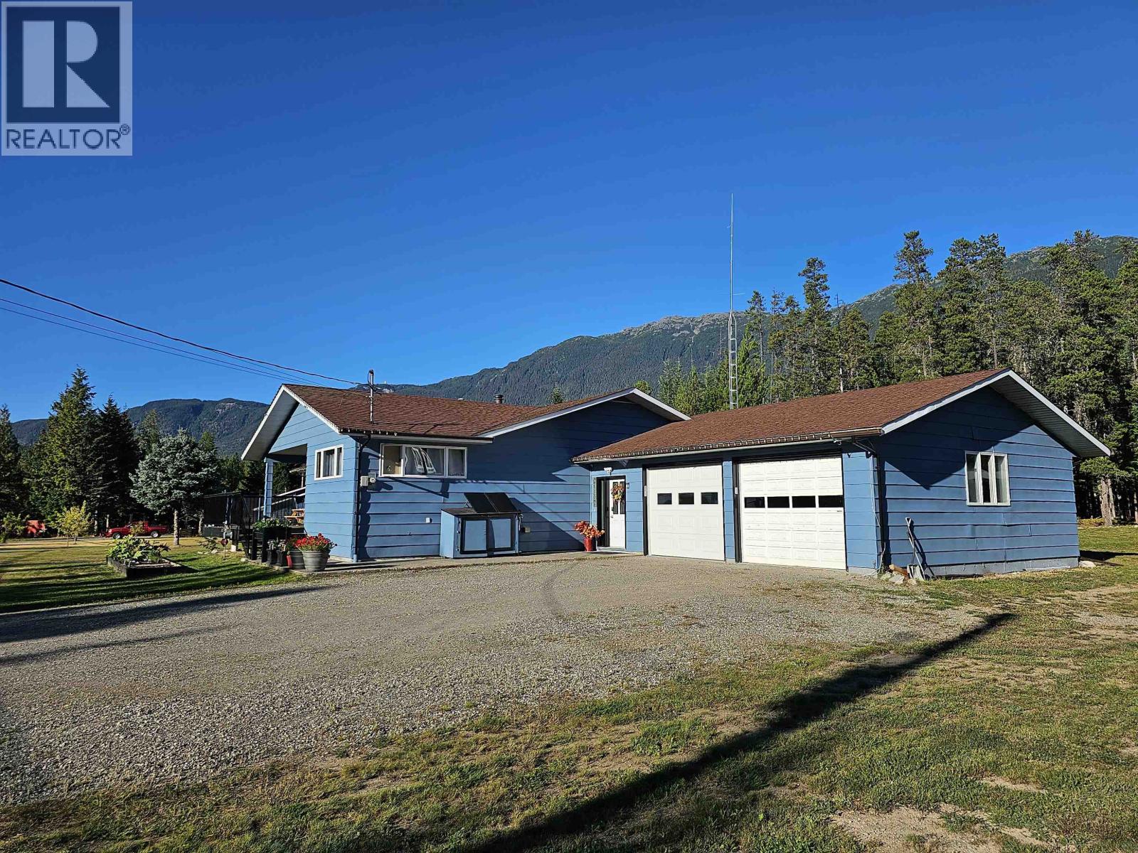 312 SOCKEYE CREEK Street - photo 2