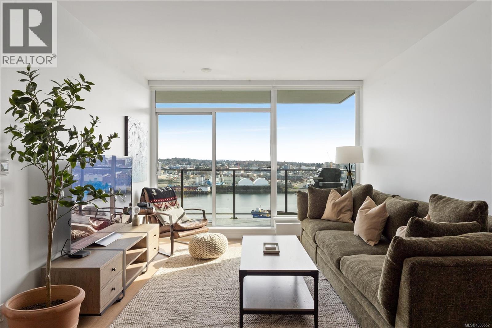 1102 369 Tyee Rd, Victoria