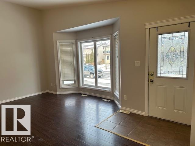 12124 122 ST NW - 5