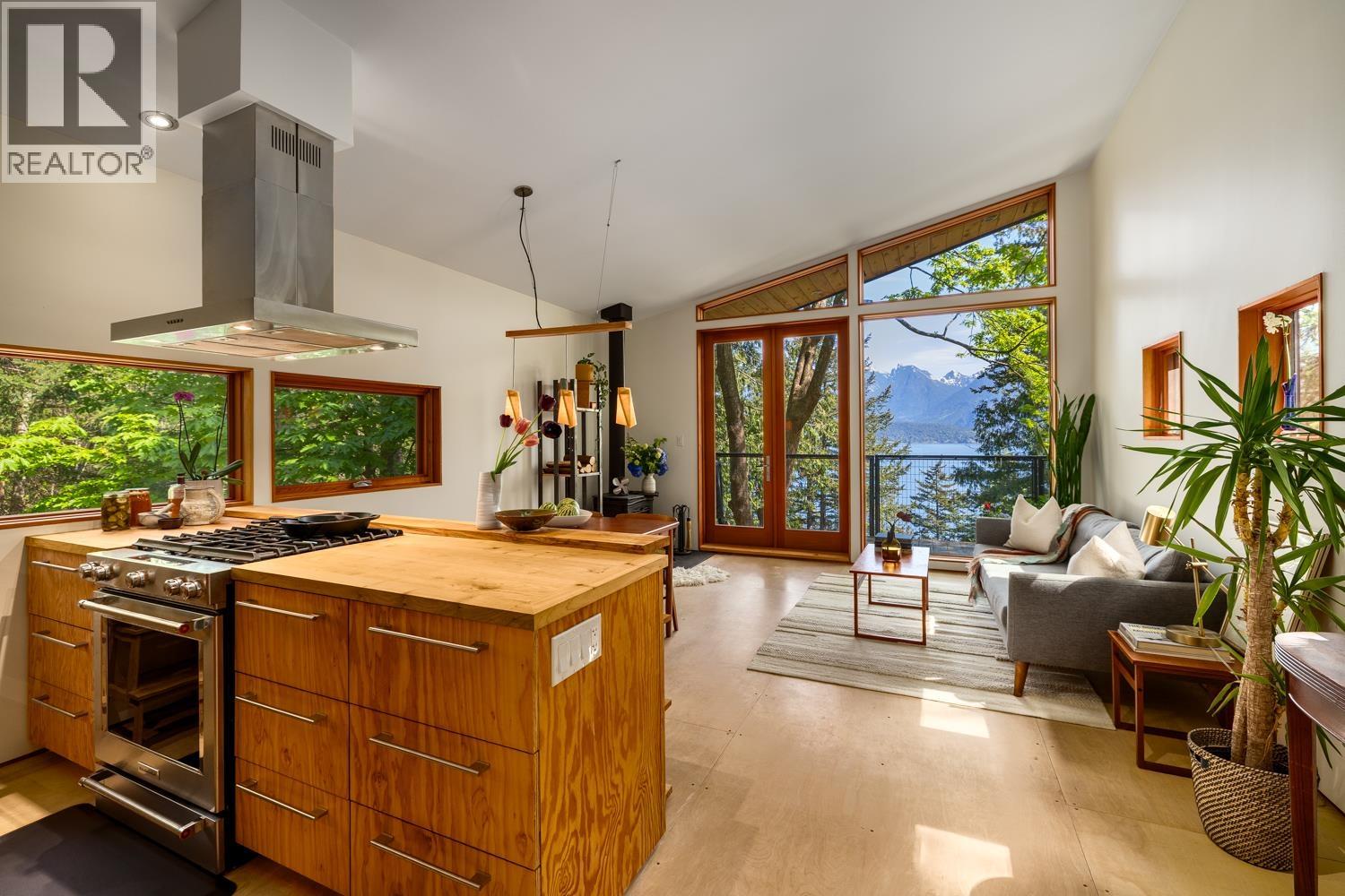 1283 PARK ROAD, Bowen Island