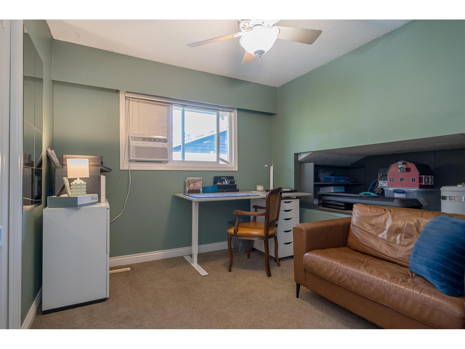 20157 43 AVENUE, Langley