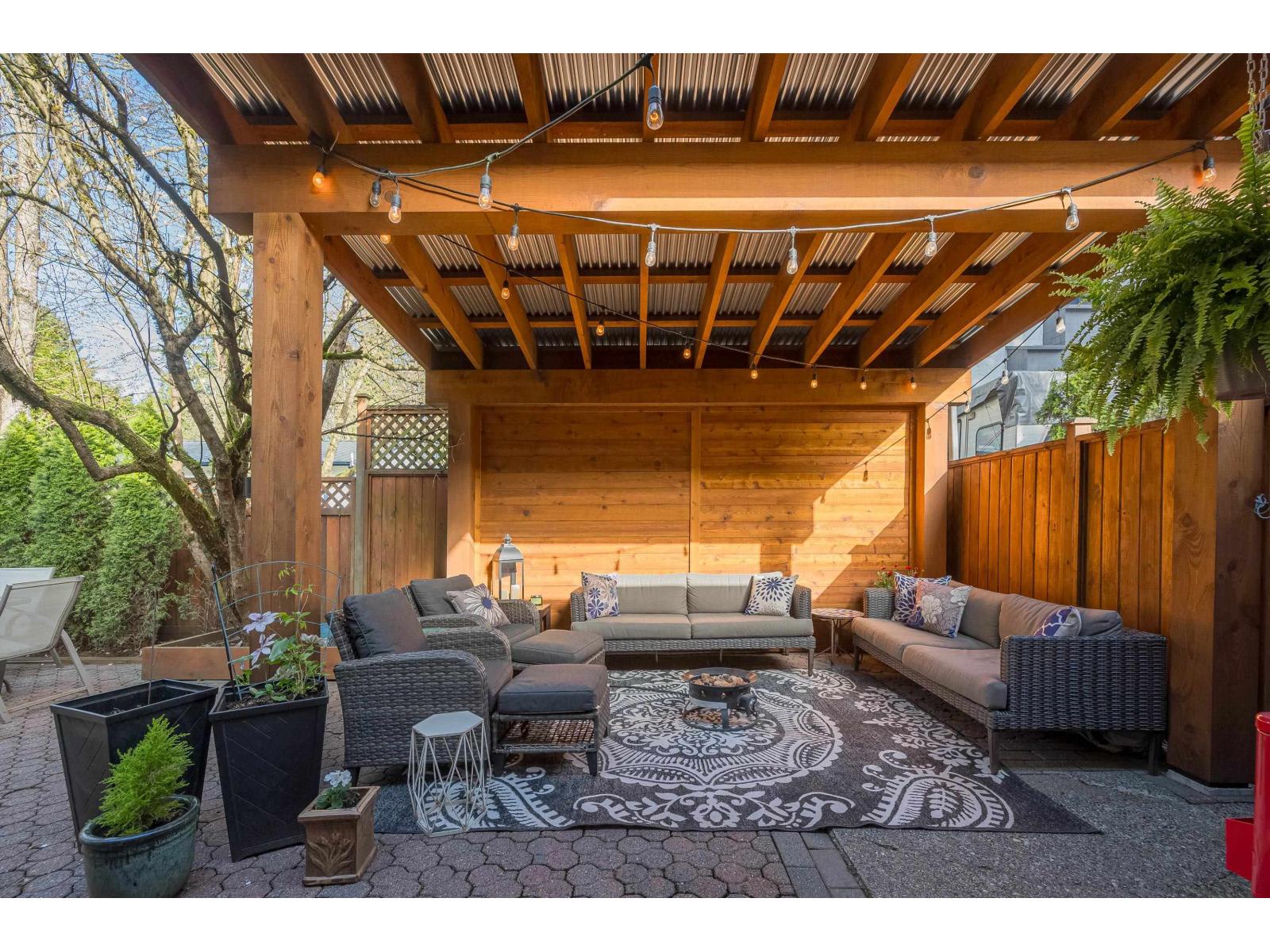 20157 43 AVENUE, Langley