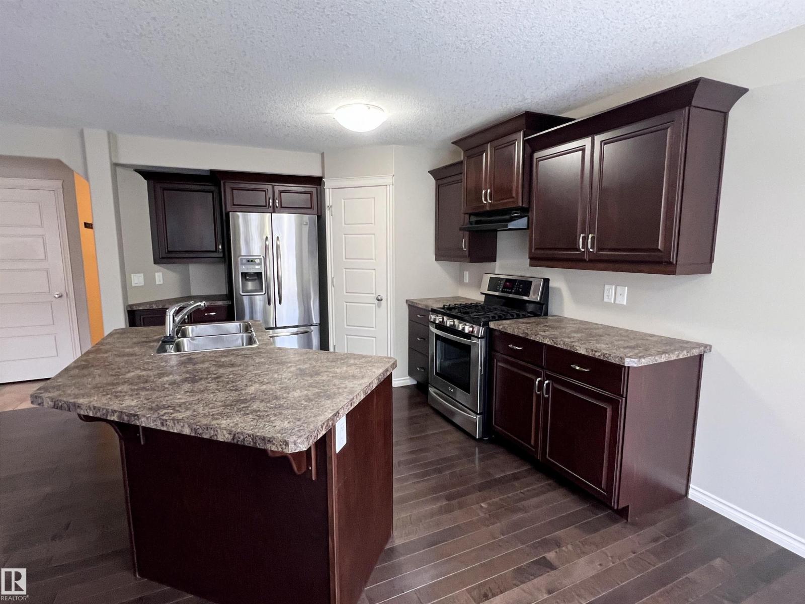 1117 59A ST SW, Edmonton