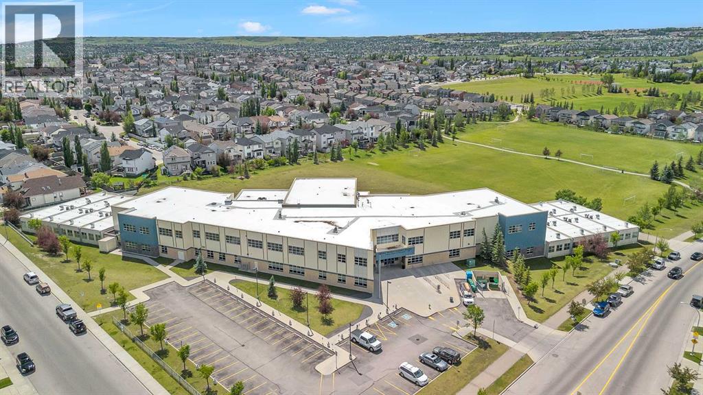 Single Family House 5 Level for Sale in  Panatella Hill NW Panorama Hills Calgary 