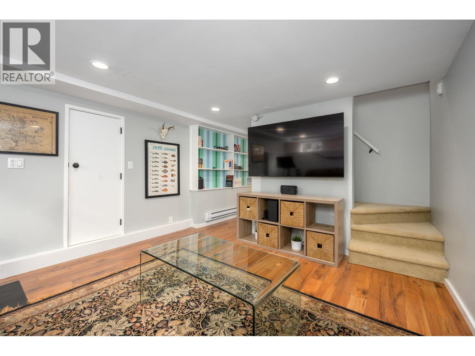 10 2590 AUSTIN AVENUE, Coquitlam