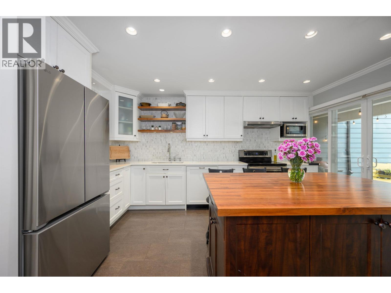 10 2590 AUSTIN AVENUE, Coquitlam