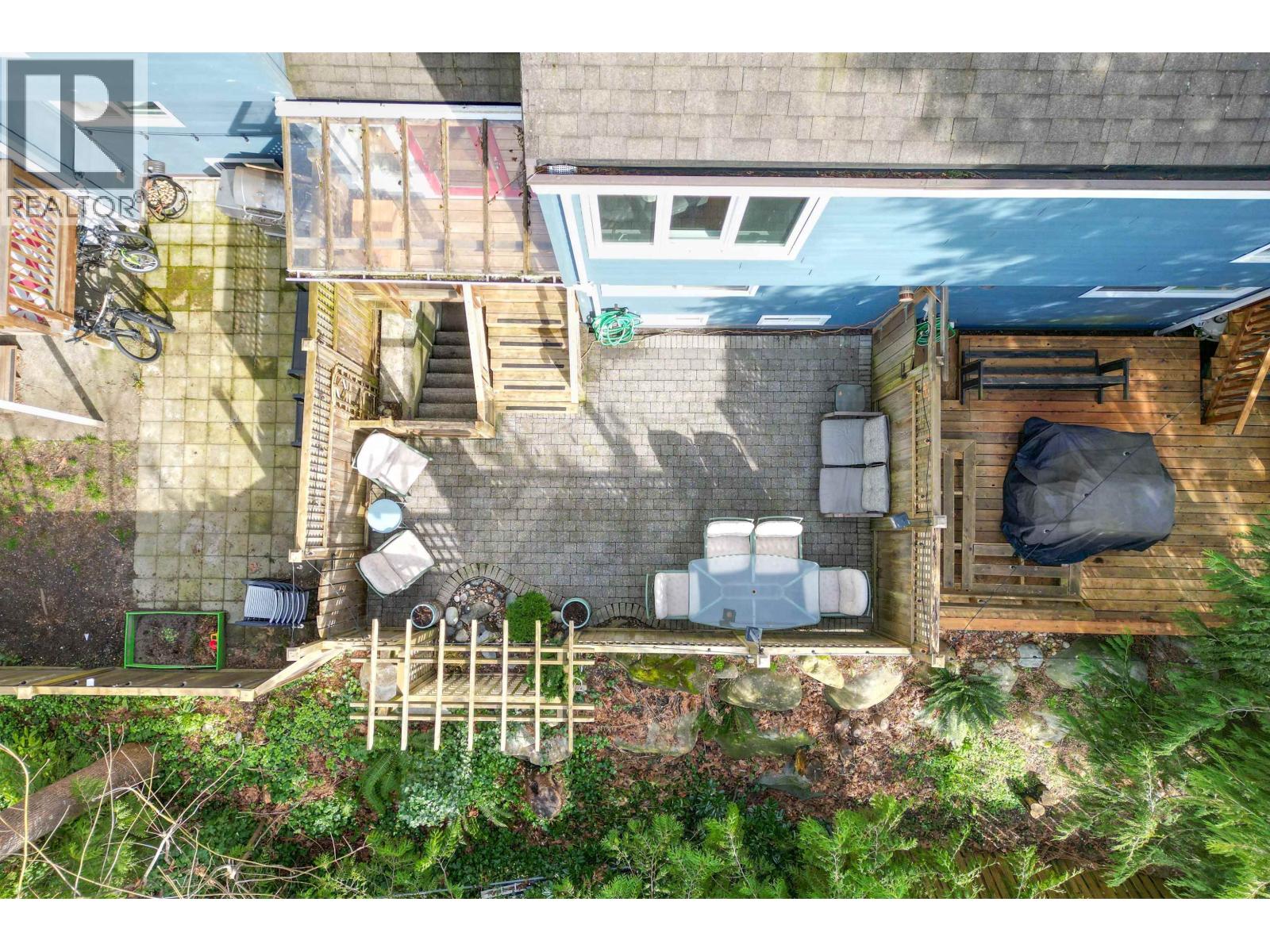 10 2590 AUSTIN AVENUE, Coquitlam