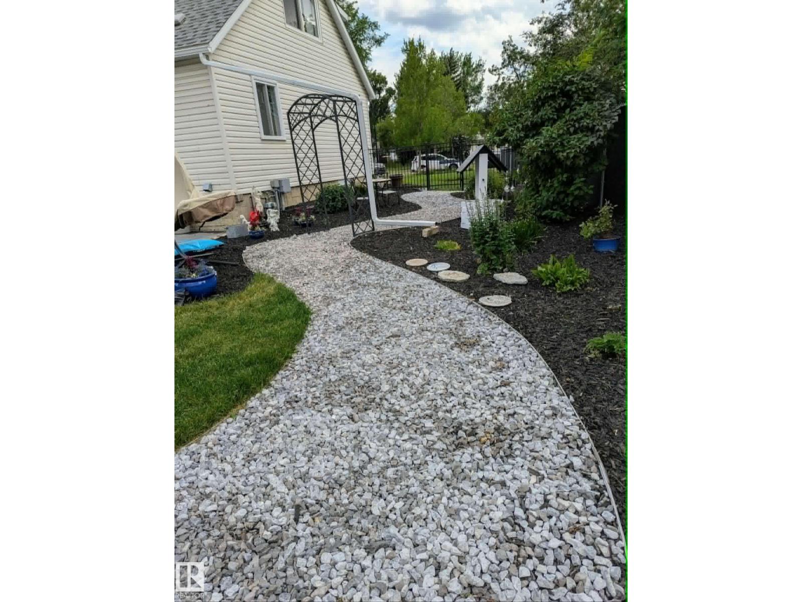 13520 124A AV NW, Edmonton