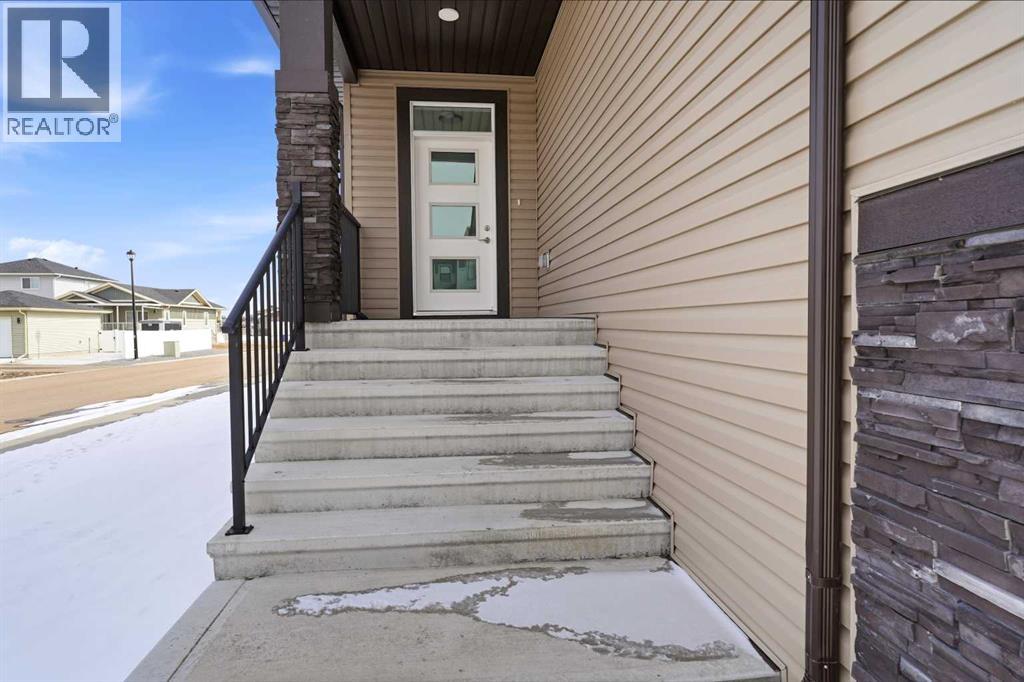 4240 Bauman Way, Innisfail