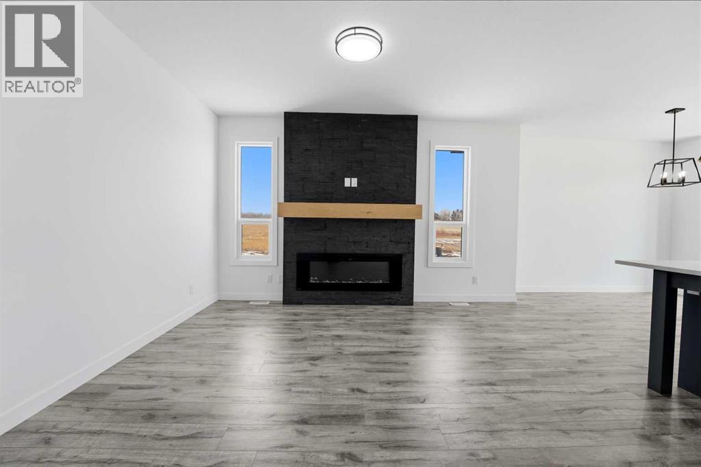 4240 Bauman Way, Innisfail