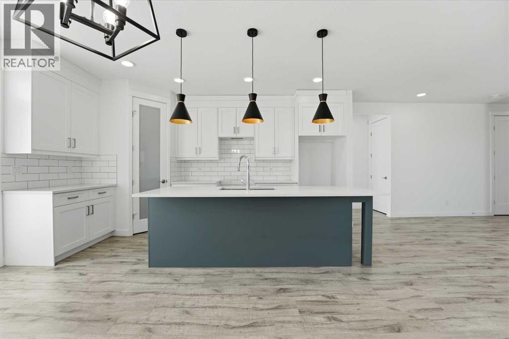 4240 Bauman Way, Innisfail