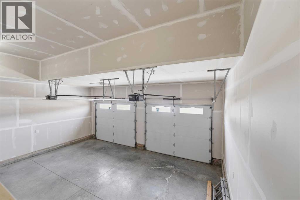 4240 Bauman Way, Innisfail