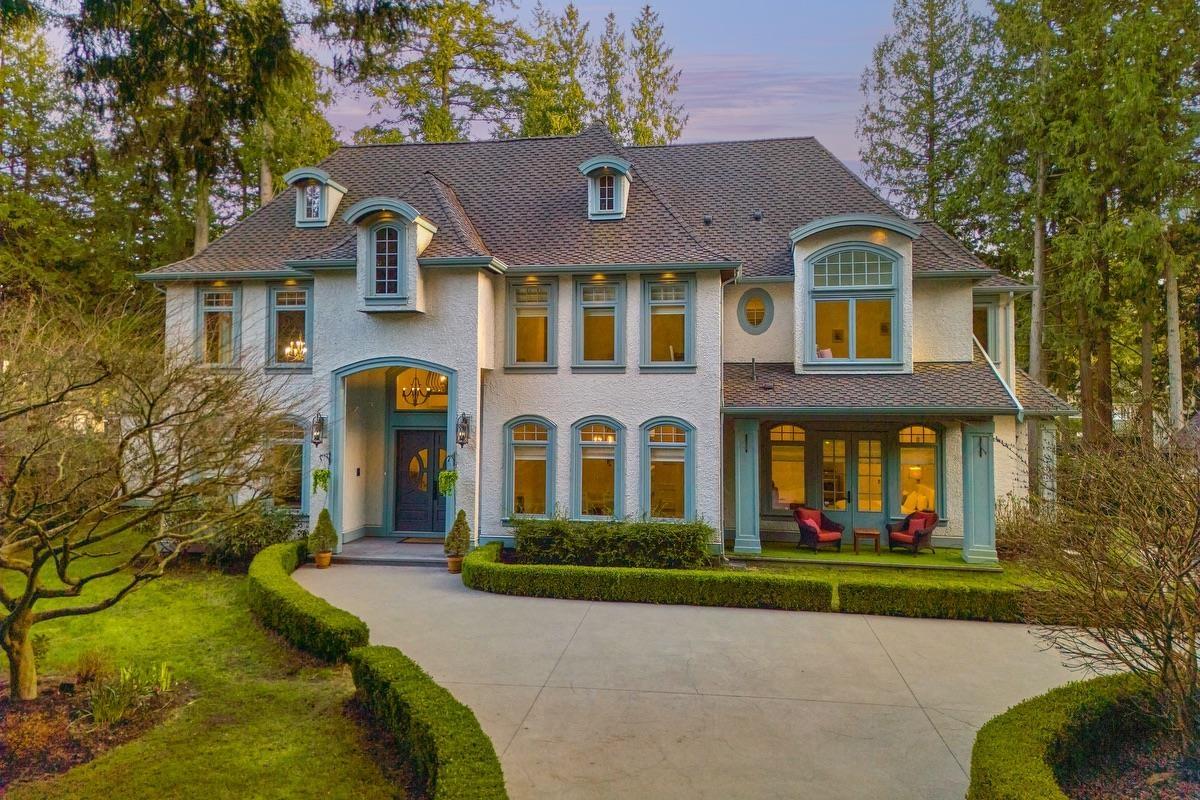 2534 CEDAR DRIVE, Surrey