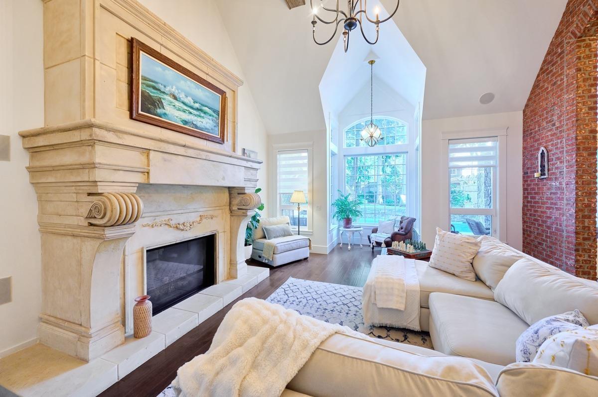 2534 CEDAR DRIVE, Surrey