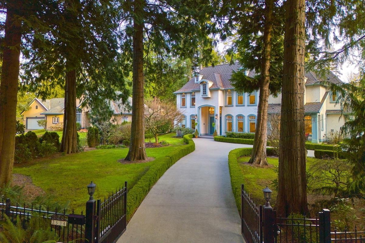 2534 CEDAR DRIVE, Surrey