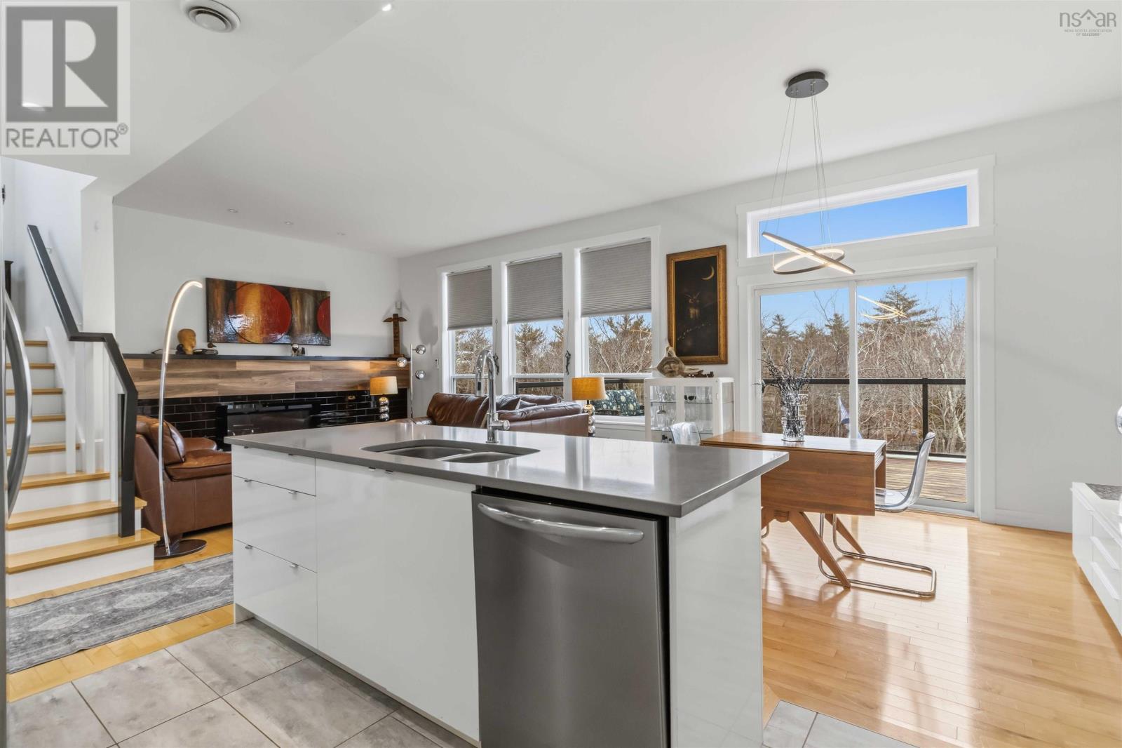 237 TRANSOM DRIVE - 7