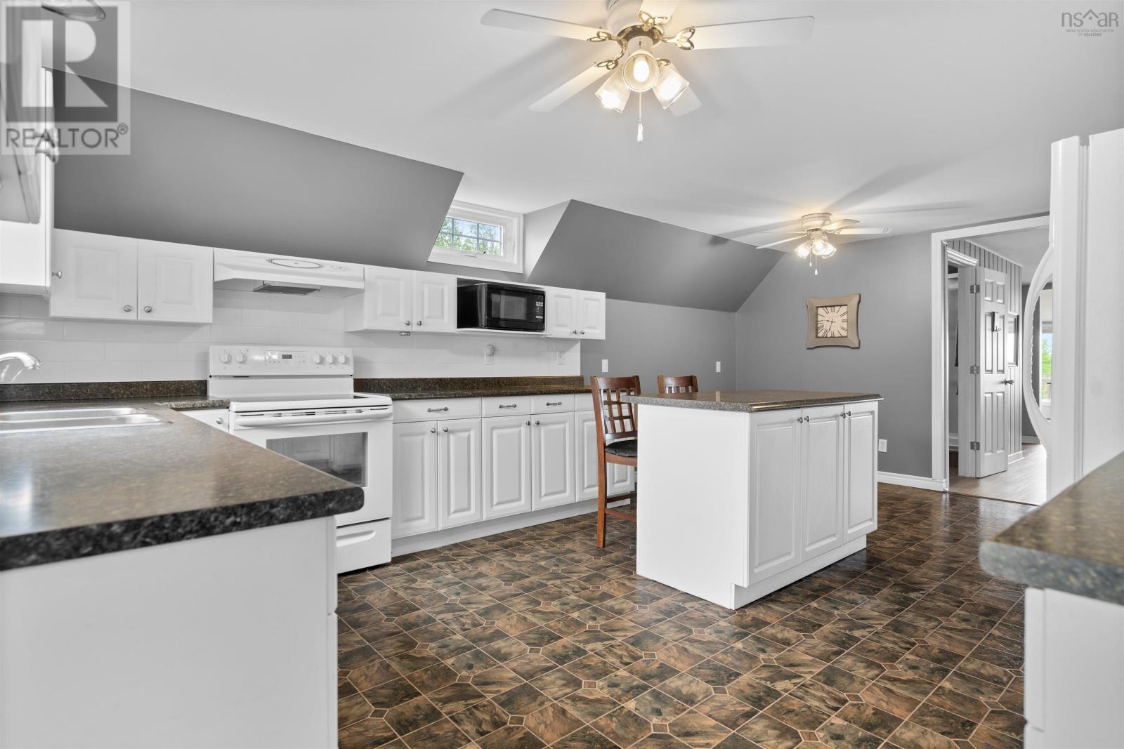 1258 CARIBOU ISLAND ROAD - 19