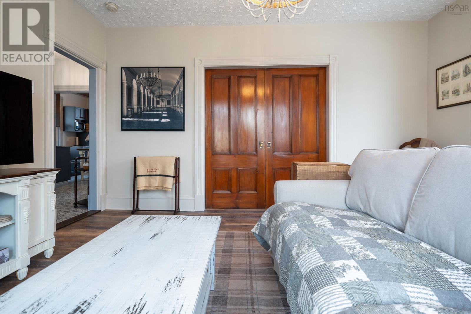 Property 22 of 46 of 500 Nelson Street