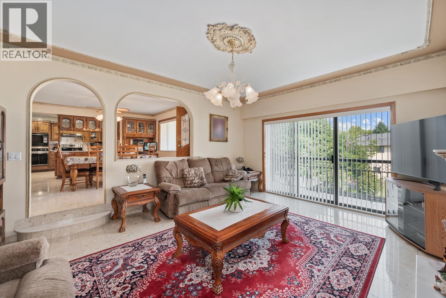 7113 UNION STREET, Burnaby