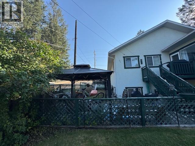 #109 7369 PROSPECTOR AVENUE - 11