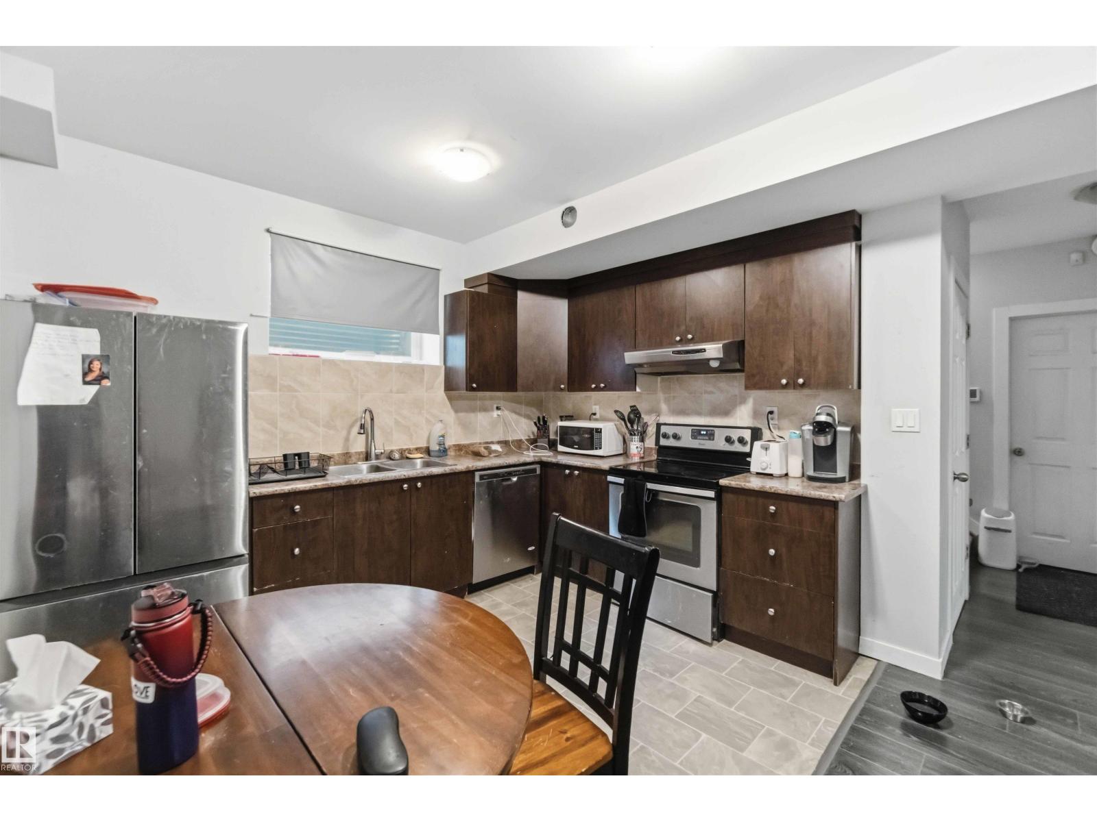 3563 14 ST NW, Edmonton