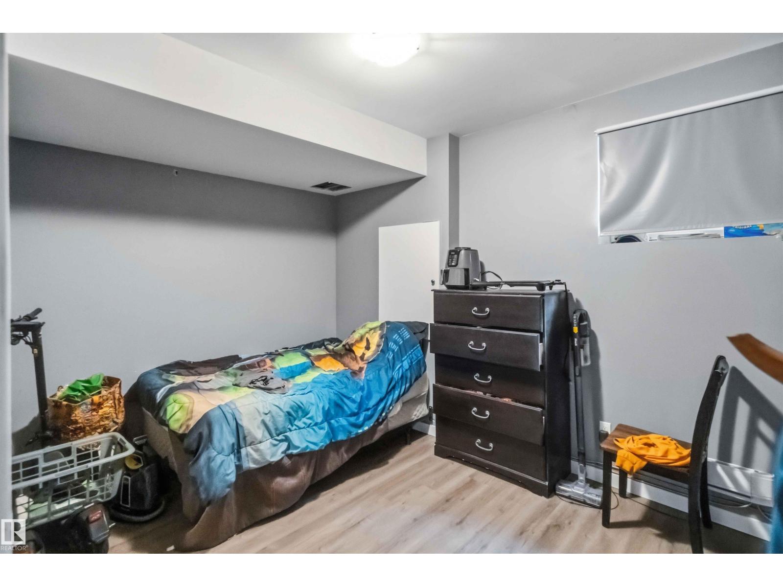 3563 14 ST NW, Edmonton