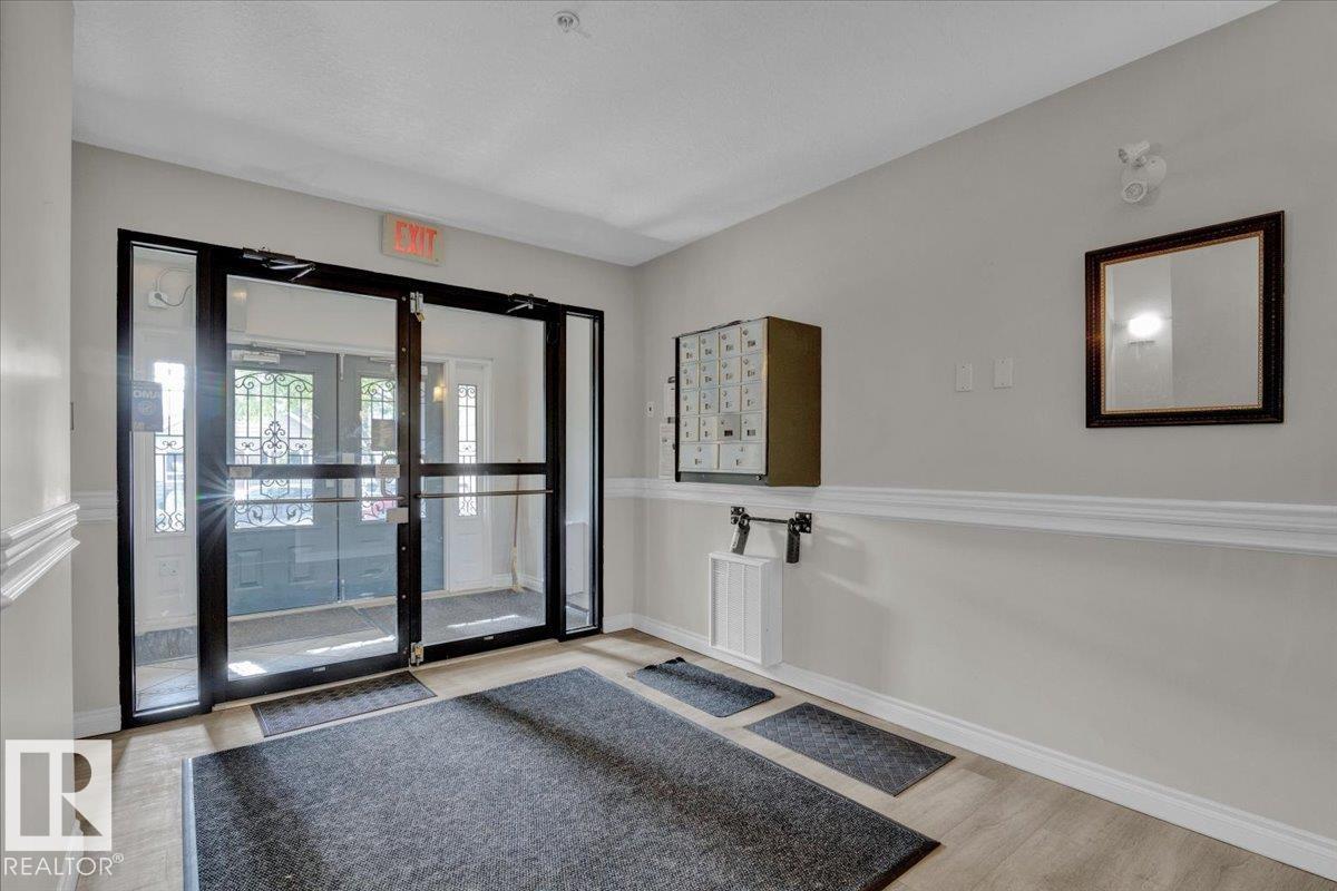 #207 9739 92 ST NW, Edmonton