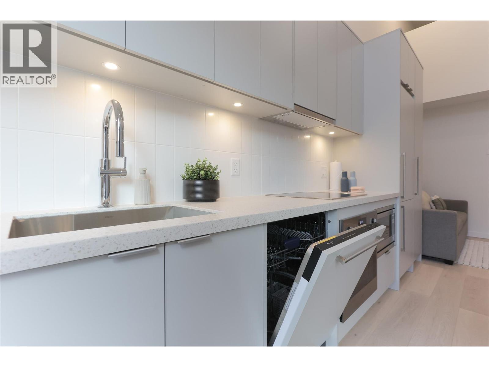 4280 Red Mountain Road Unit# 409, Rossland