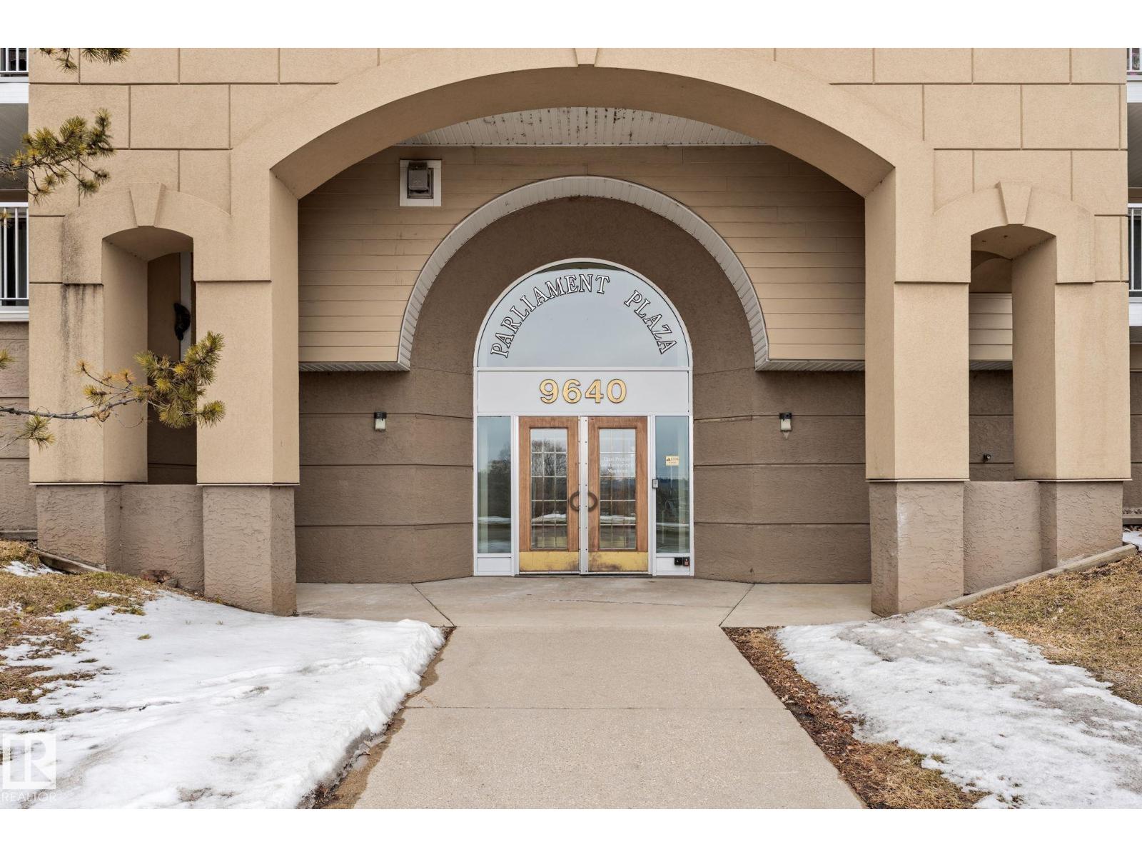 #311 9640 105 ST NW, Edmonton