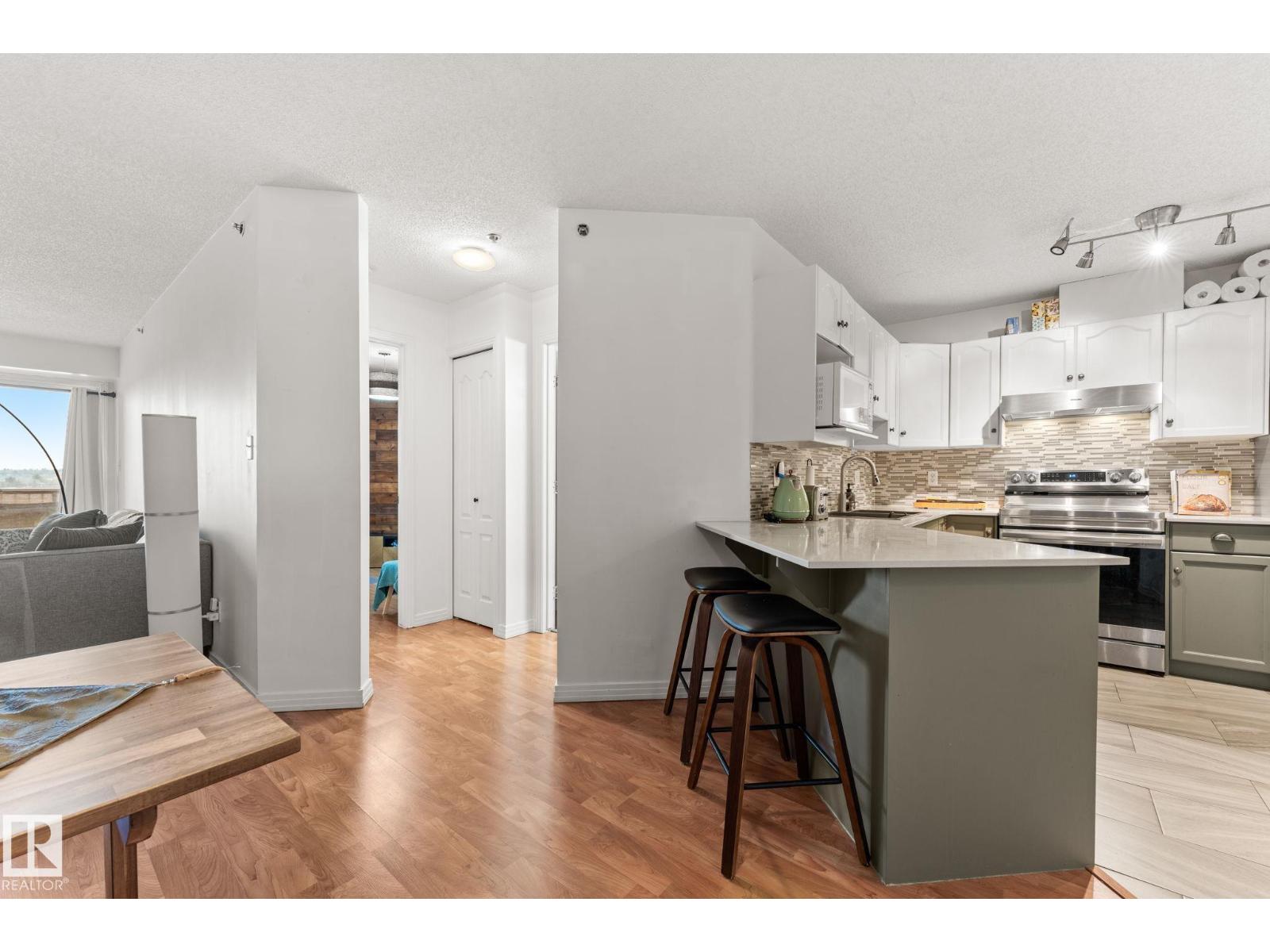 #311 9640 105 ST NW, Edmonton