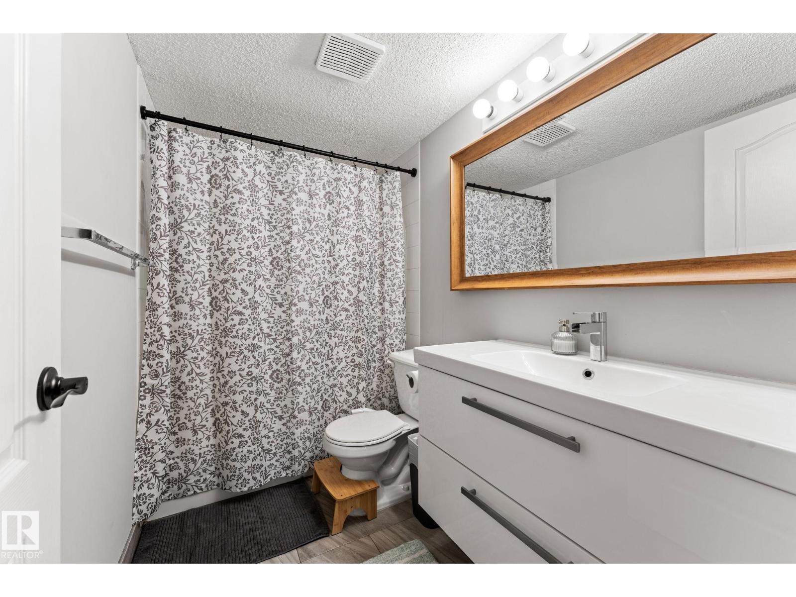 #311 9640 105 ST NW, Edmonton