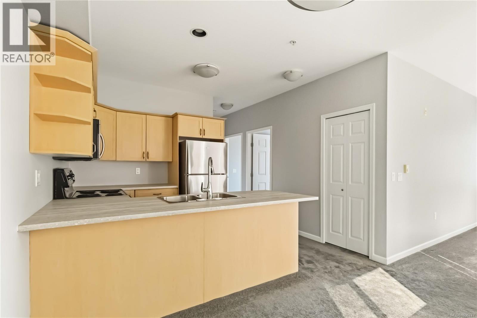 309 360 Goldstream Ave, Colwood