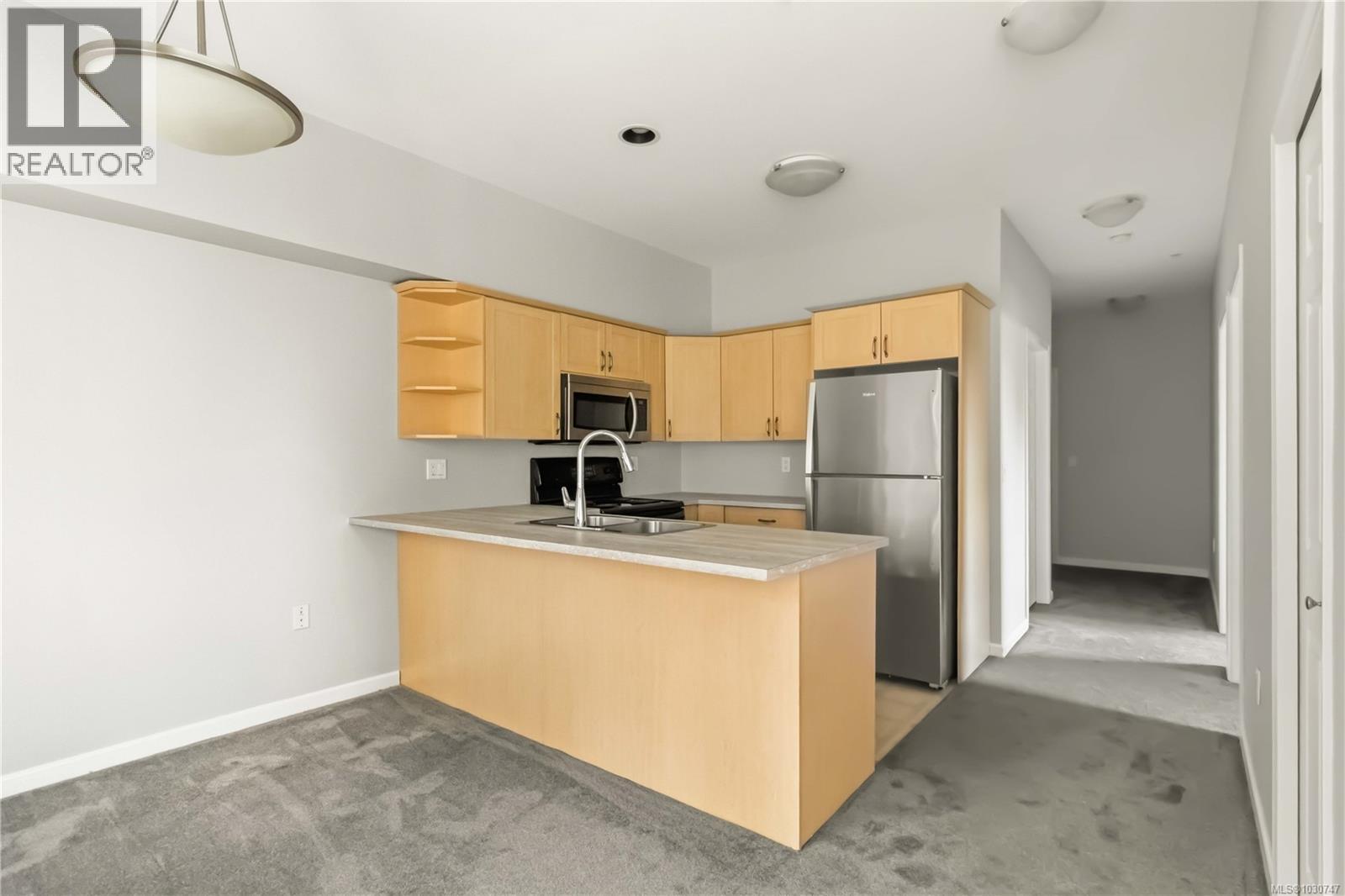 309 360 Goldstream Ave, Colwood