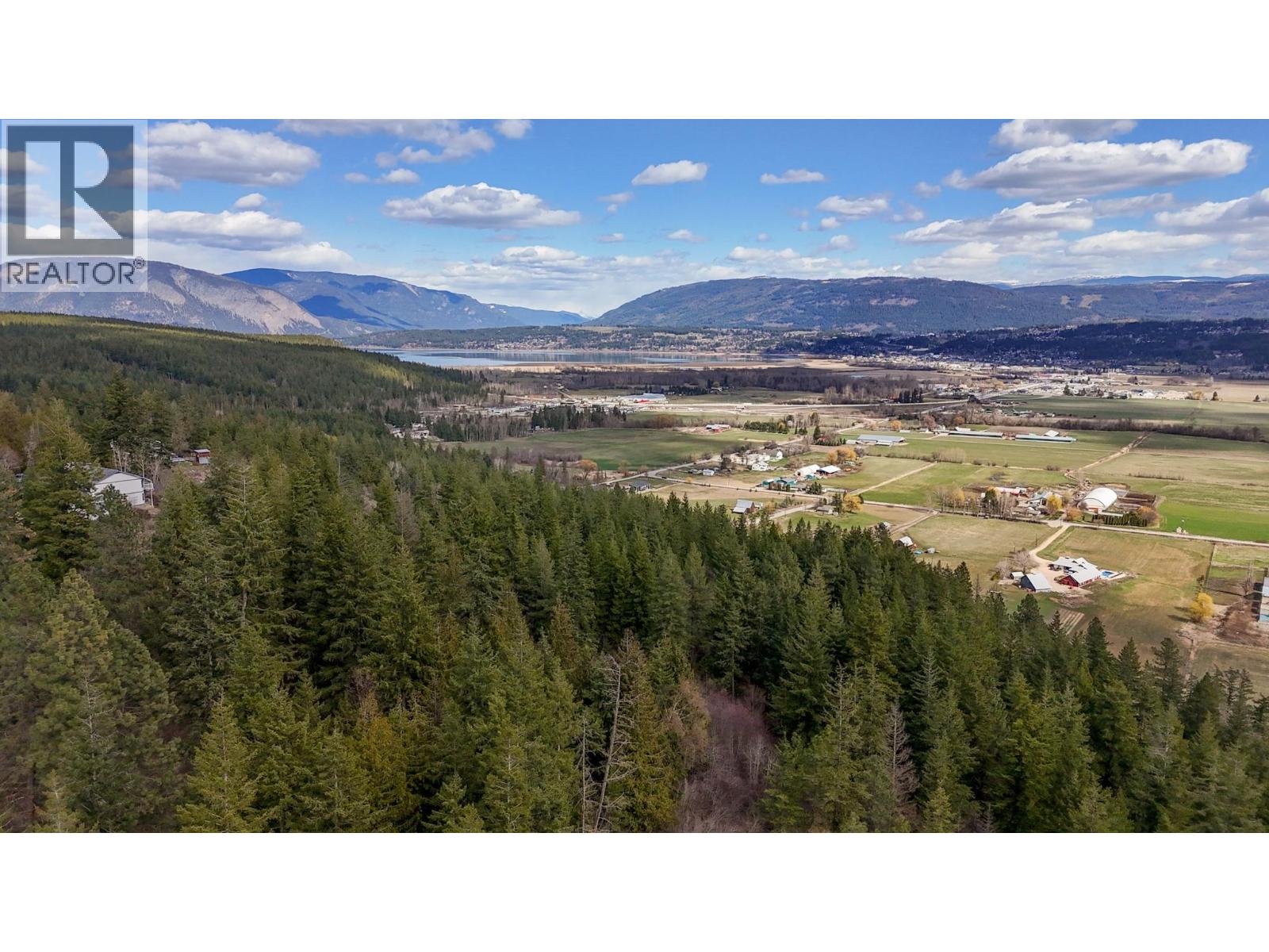 1500 Street SW, Salmon Arm