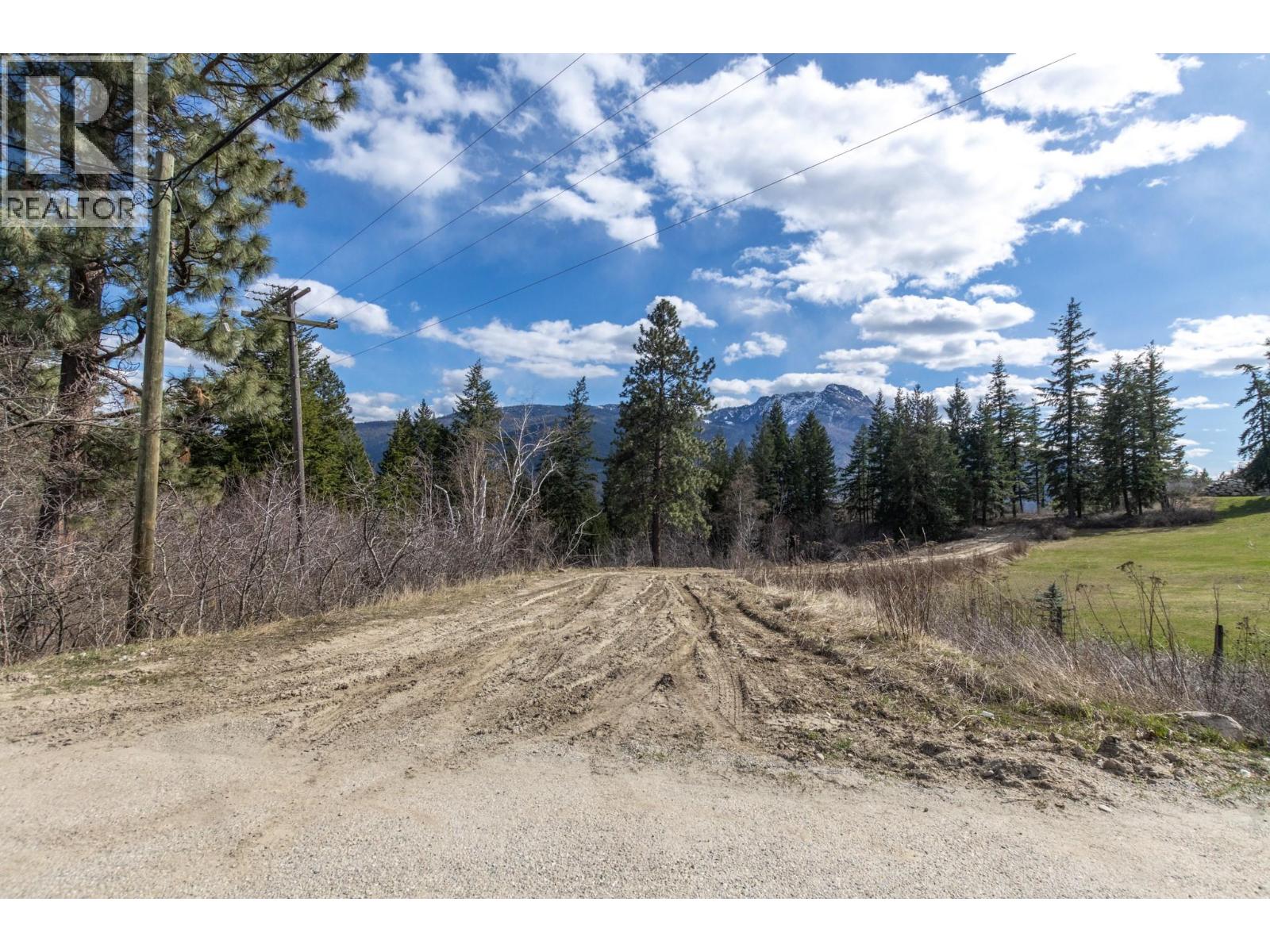 1500 Street SW, Salmon Arm