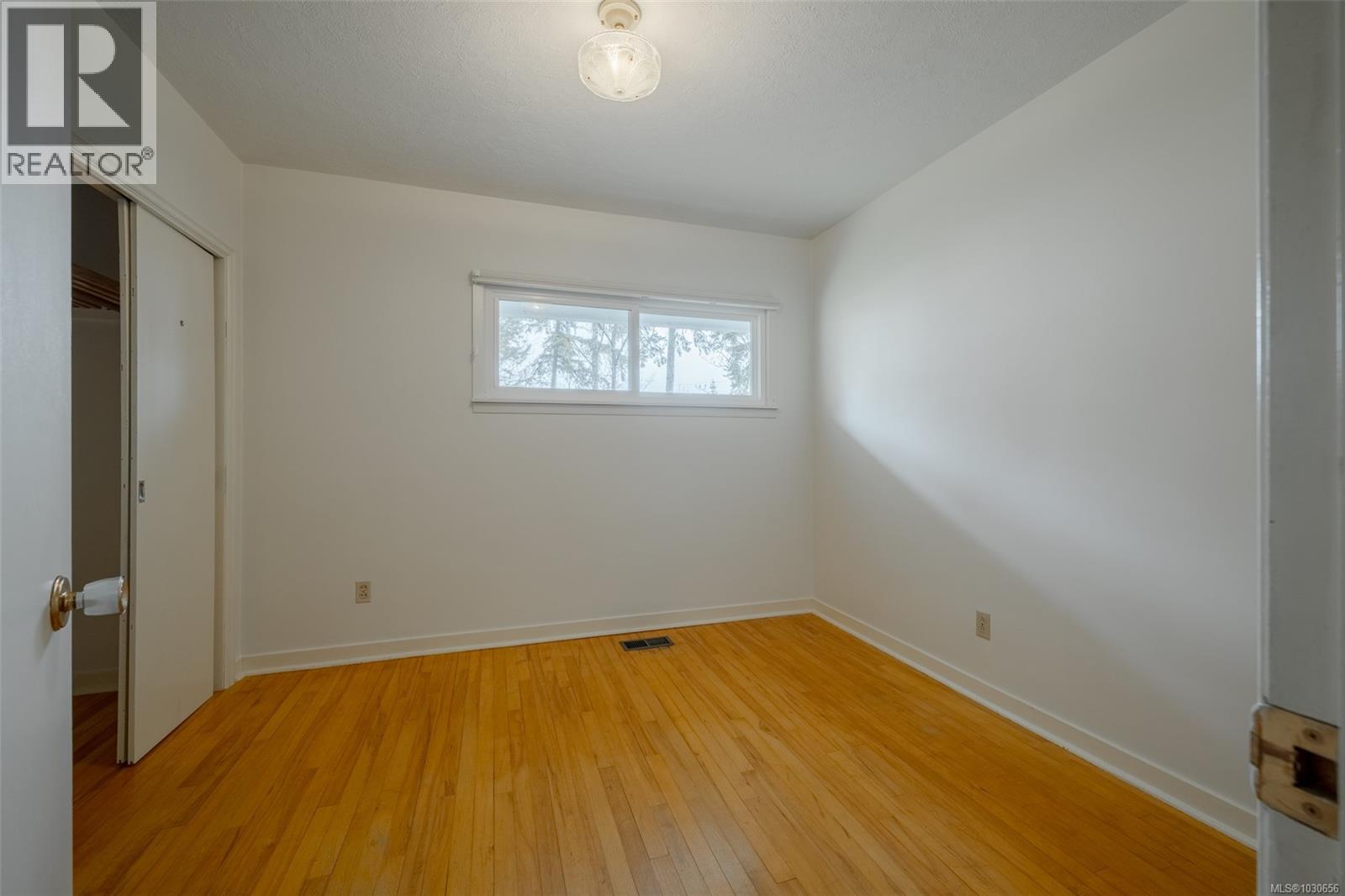 1850 Alberni Hwy - 25