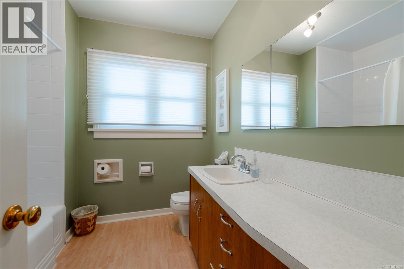 1850 Alberni Hwy - 23