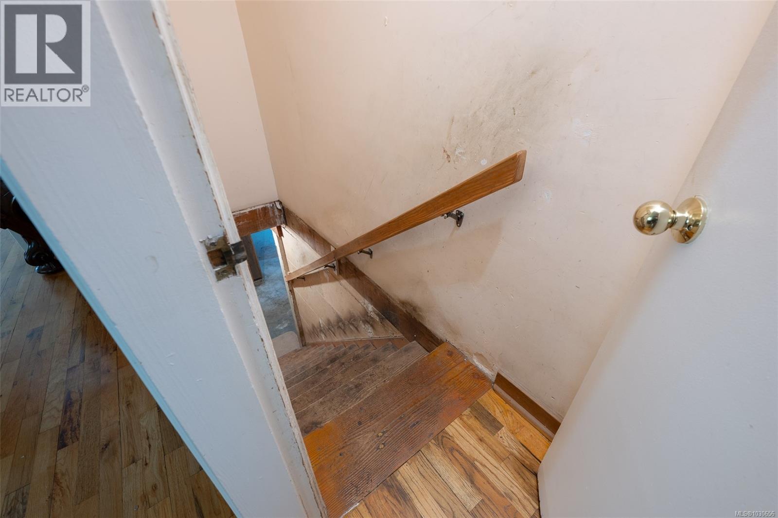 1850 ALBERNI HWY - 32