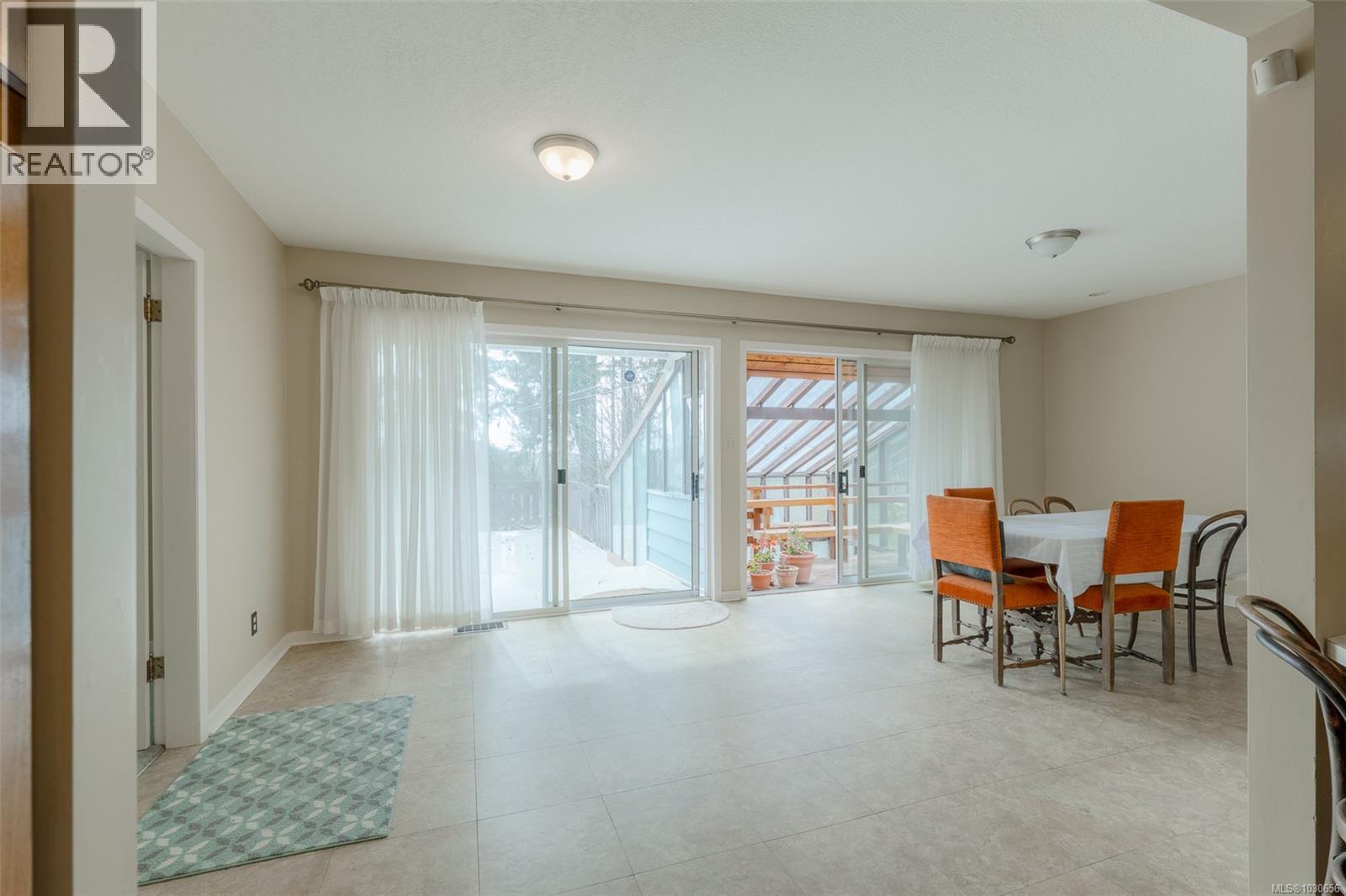 1850 Alberni Hwy - 10