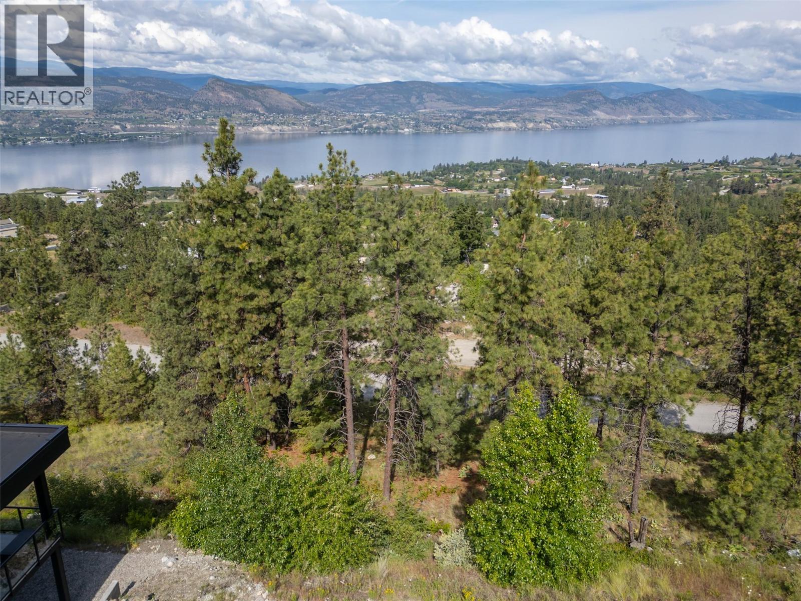 2975 Outlook Way, Naramata